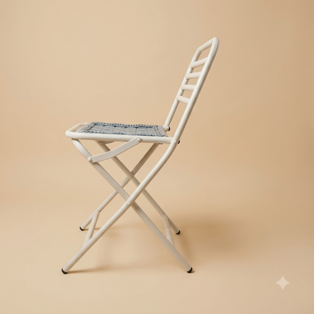 Buna Chair